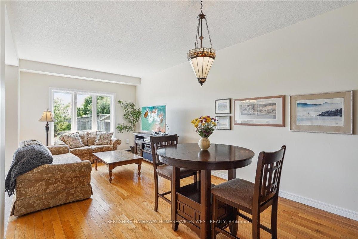 321 Southbrook Drive photo 6