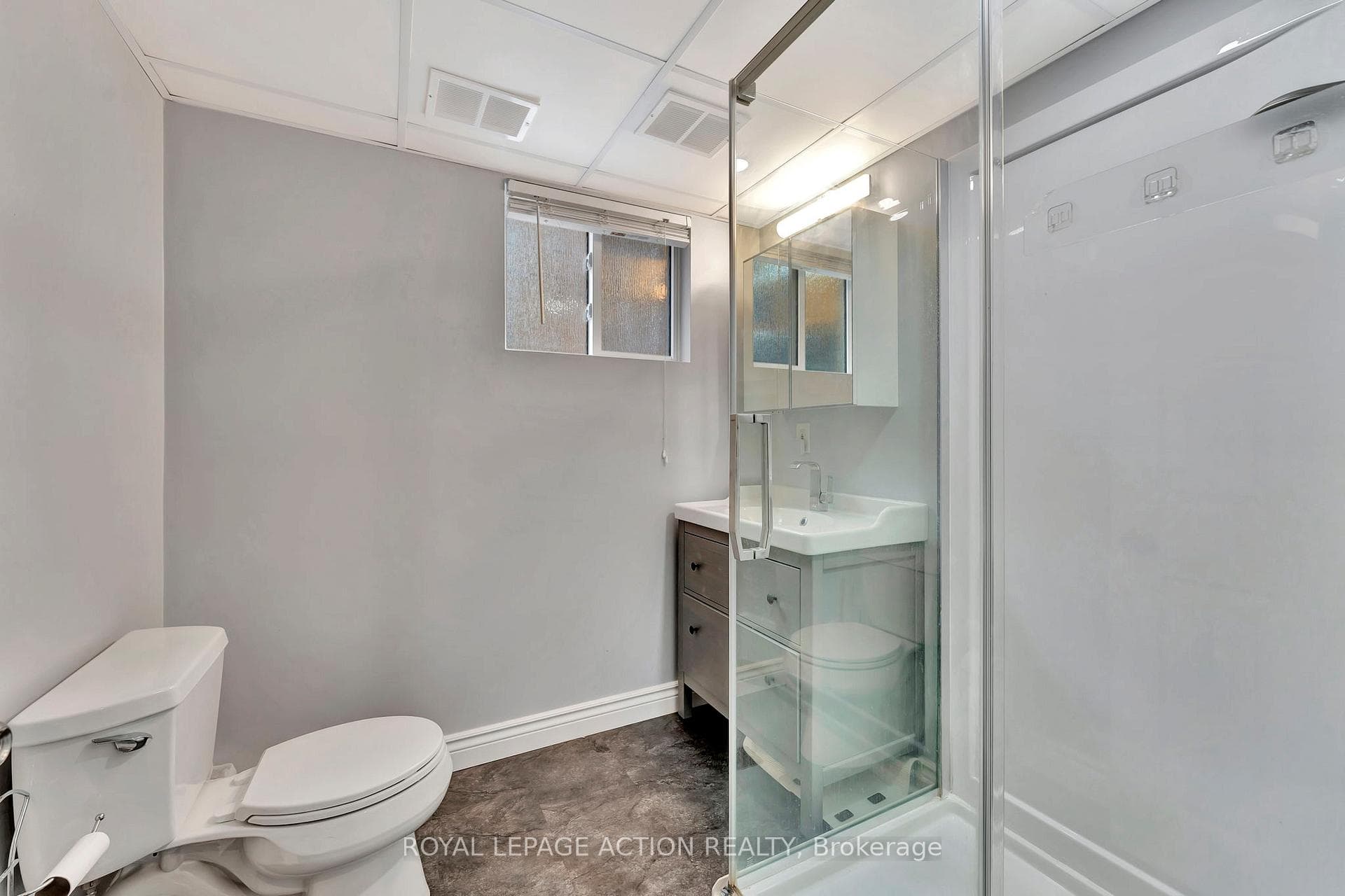 24 Madison Avenue photo 27