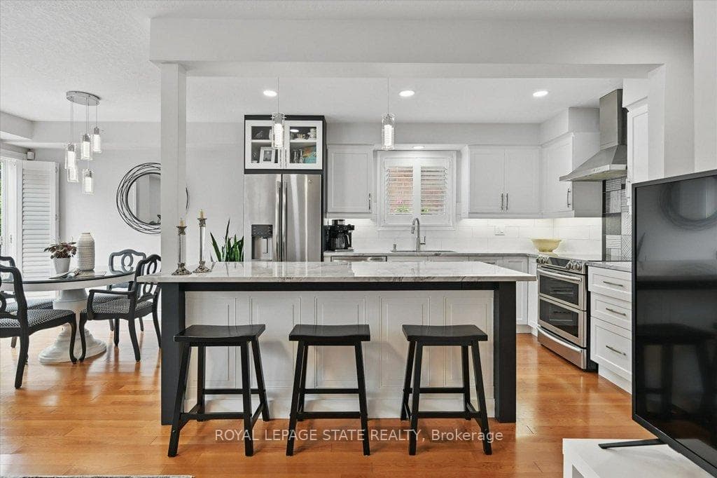 62 Valridge Drive photo 11