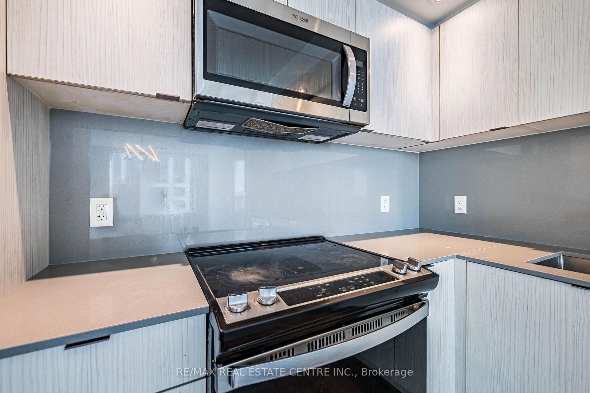 10 Eva Road Unit ph01 photo 23