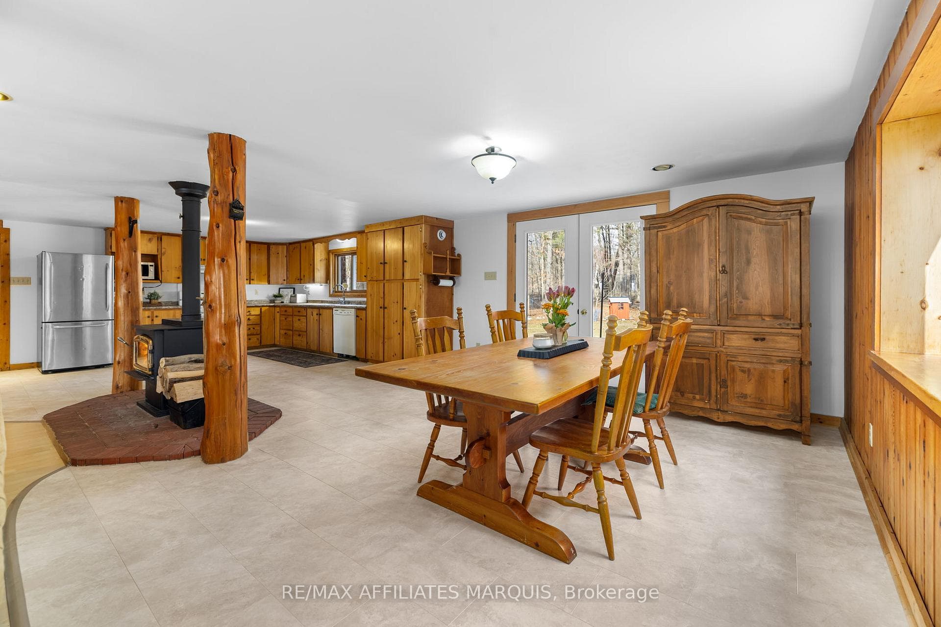 44 Tower Road photo 12
