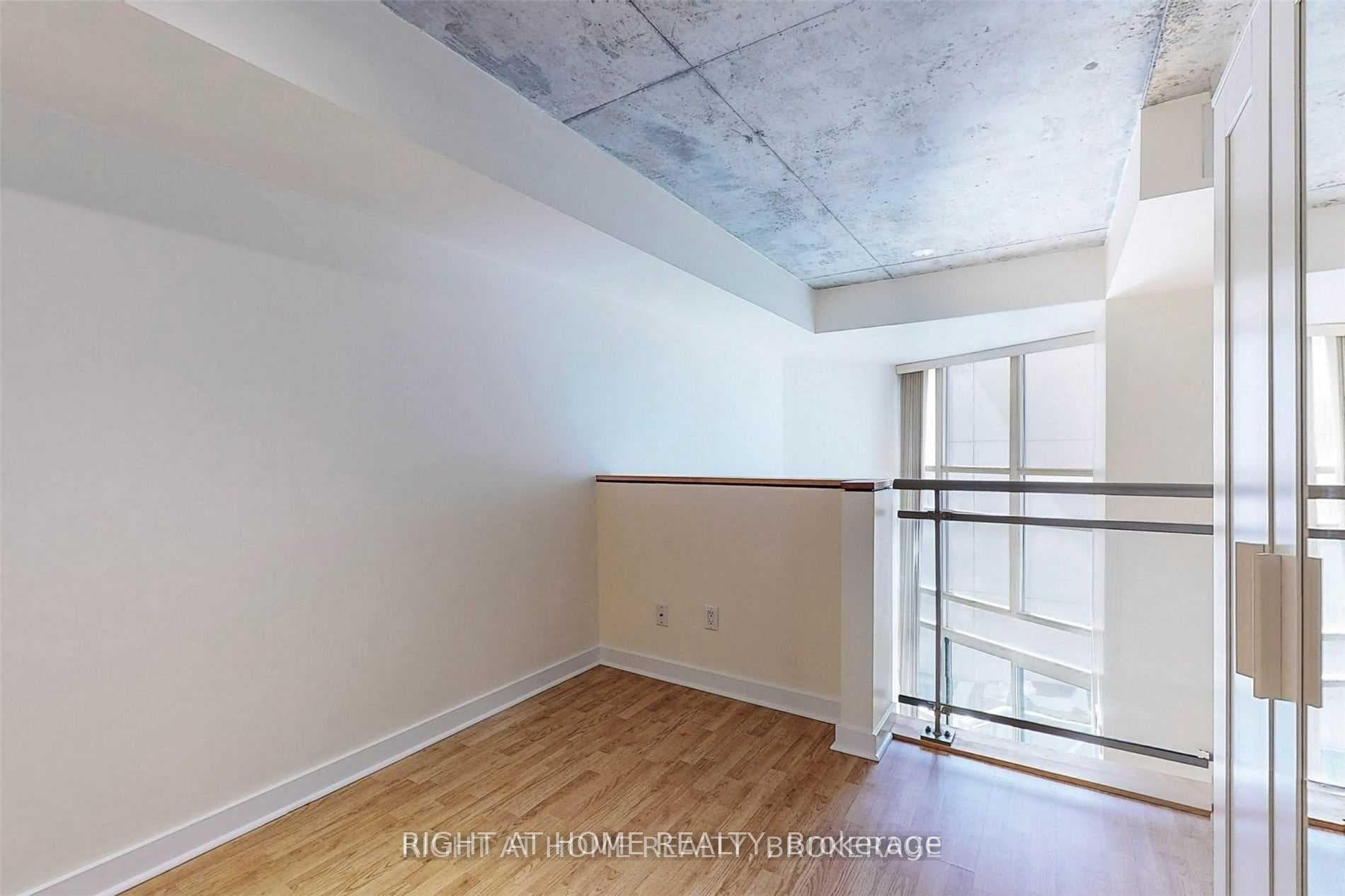 255 Richmond Street Unit 406 photo 26