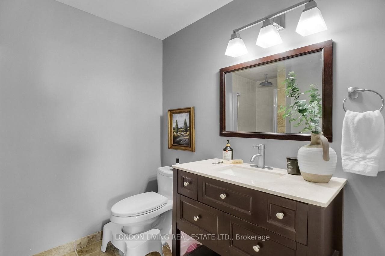 30 Chapman Court Unit 1205 photo 17