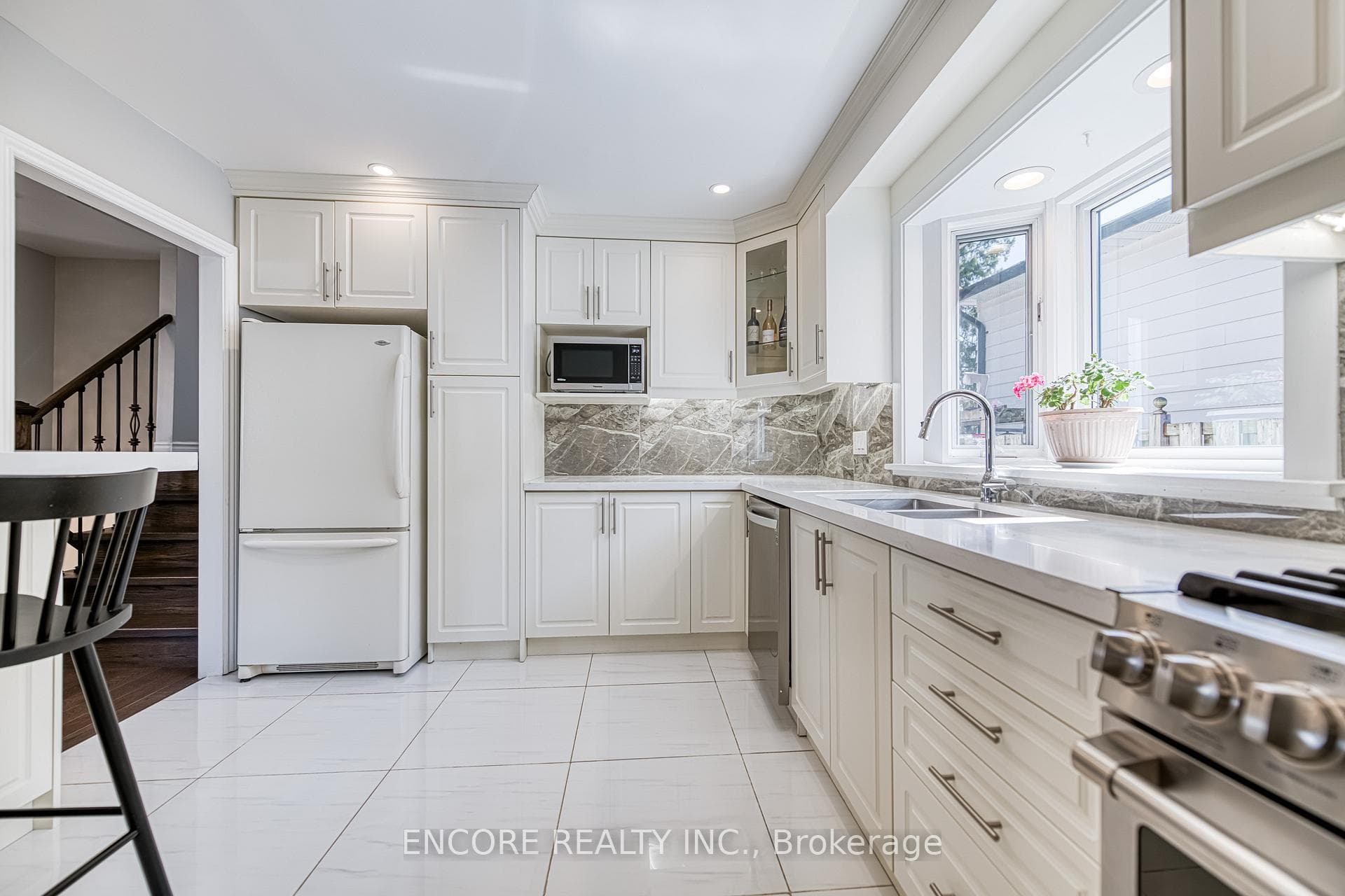 35 Gainsville Avenue photo 10