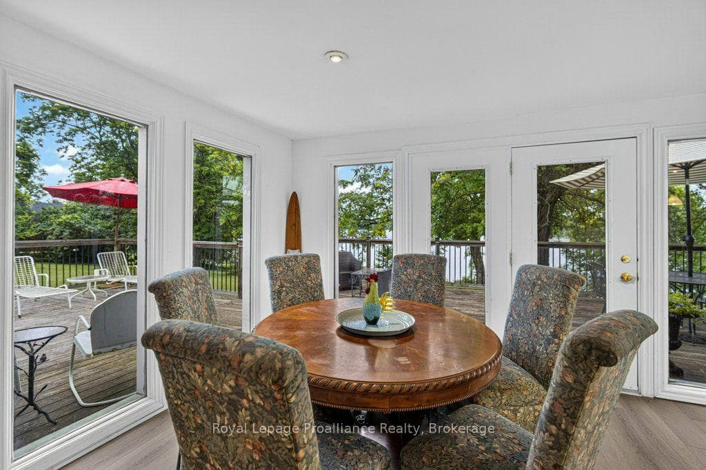 8477 Shearer Point Road photo 7