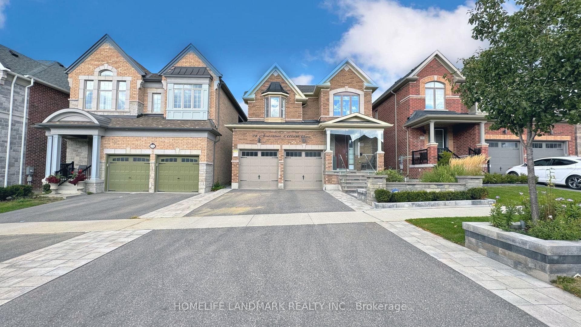 74 Christine Elliott Avenue photo 1