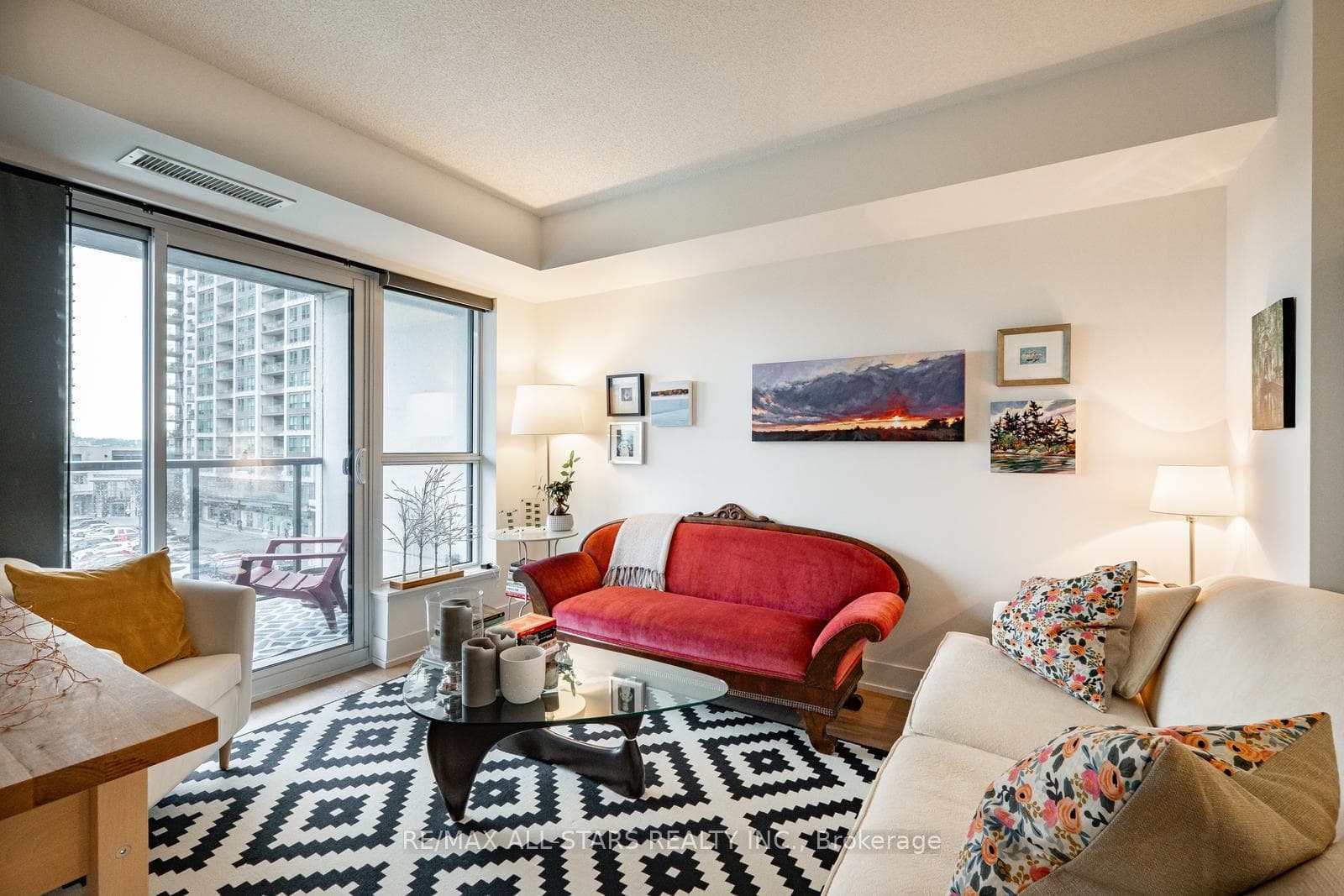 1255 Bayly Street Unit 408 photo 12