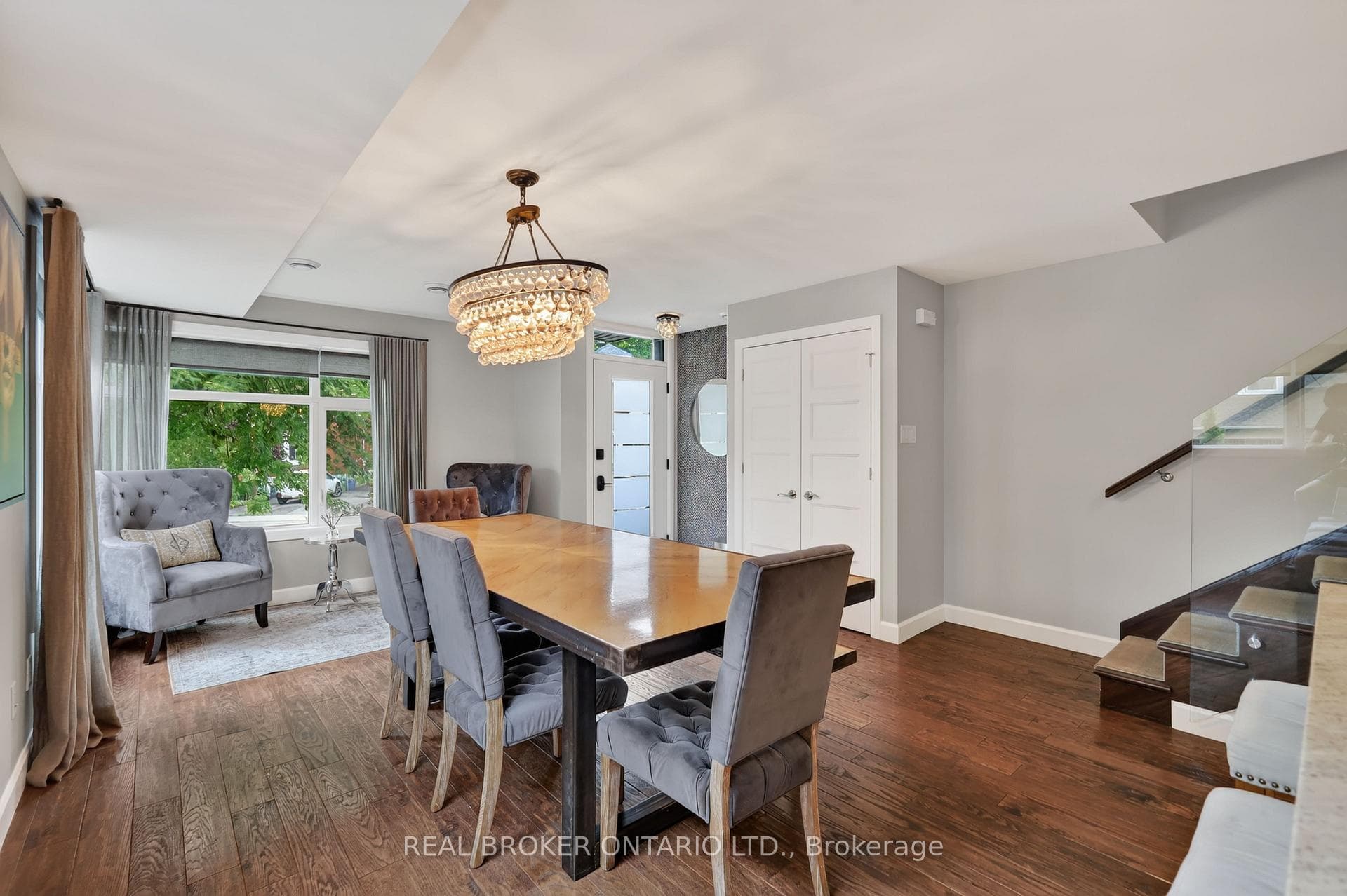 343 Riverdale Avenue photo 7