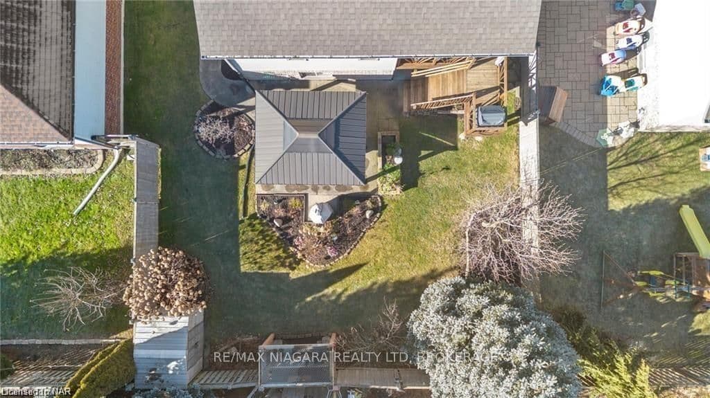 44 VANSICKLE Road photo 44