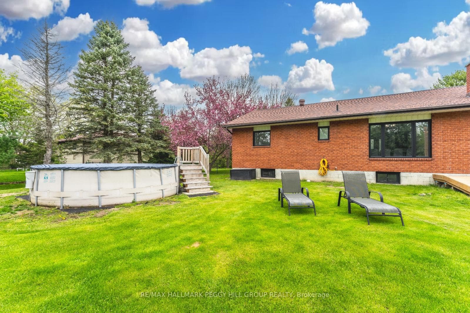 12 Marni Lane photo 19