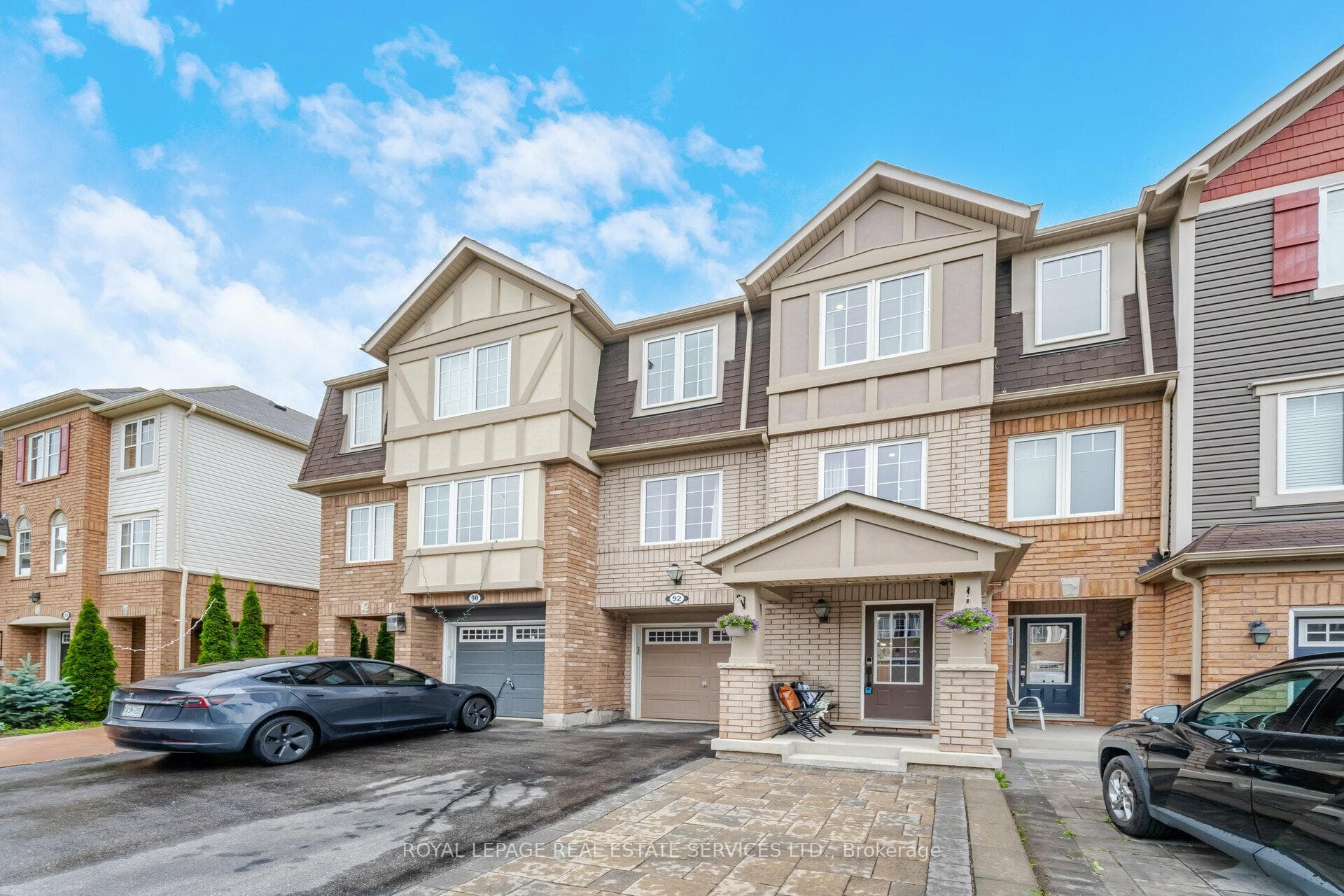 92 Vanhorne Close photo 3