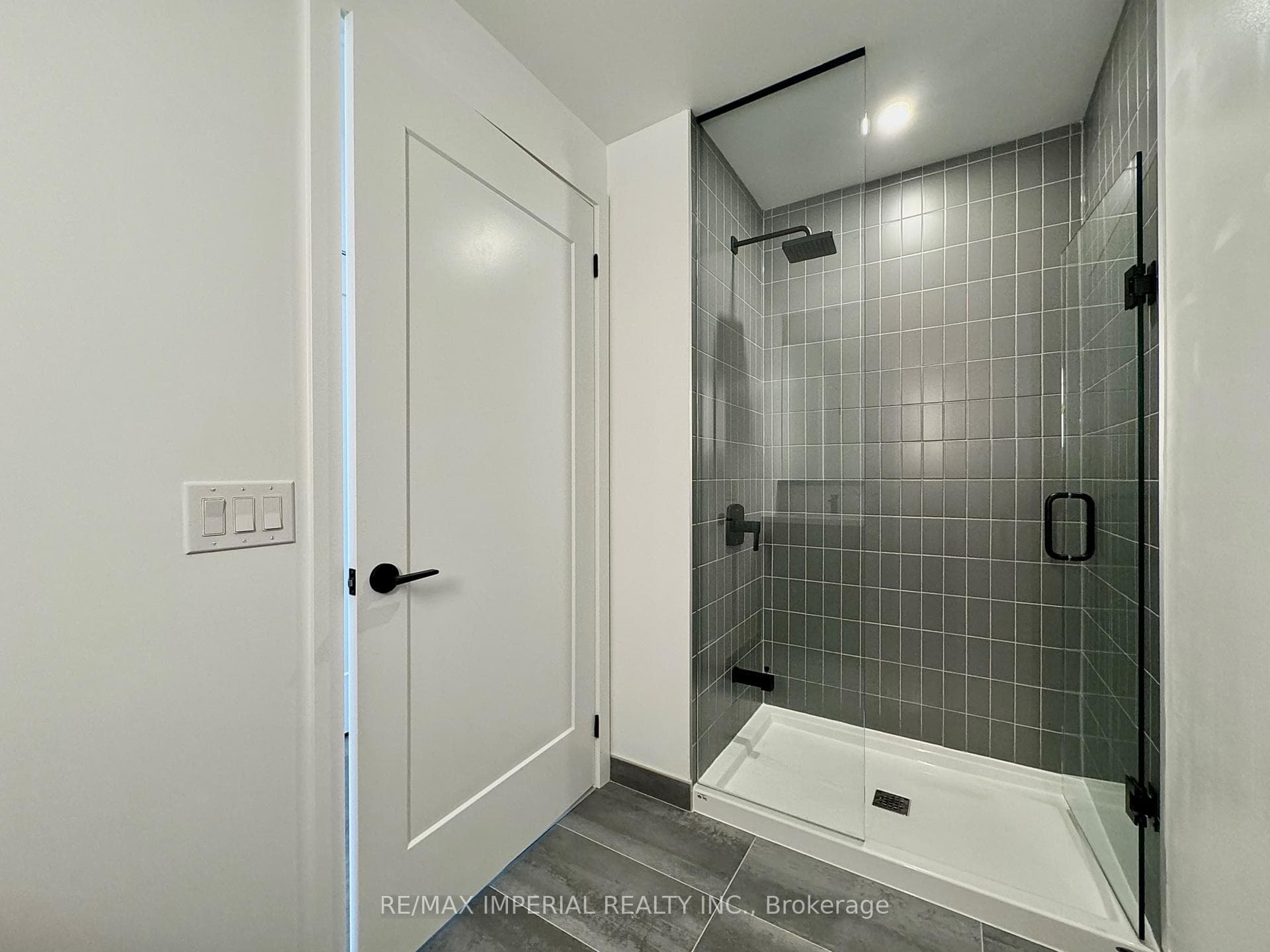 5 DEFRIES Street Unit 3102 photo 7