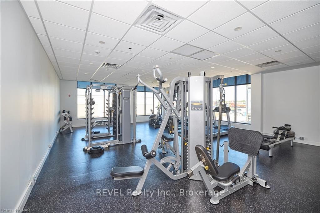 300 FOURTH Avenue Unit 401 photo 22