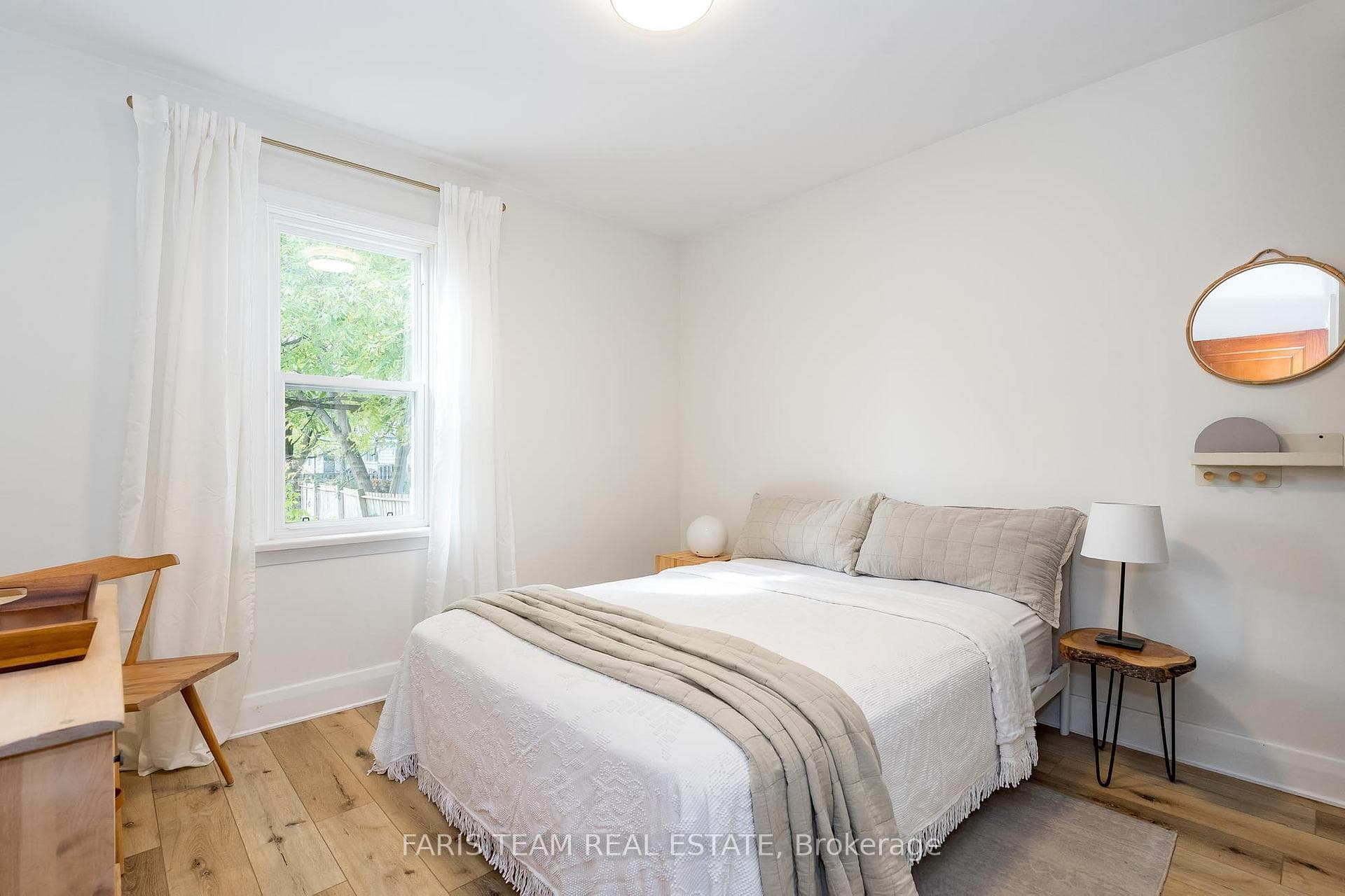 90 Eccles Street photo 12