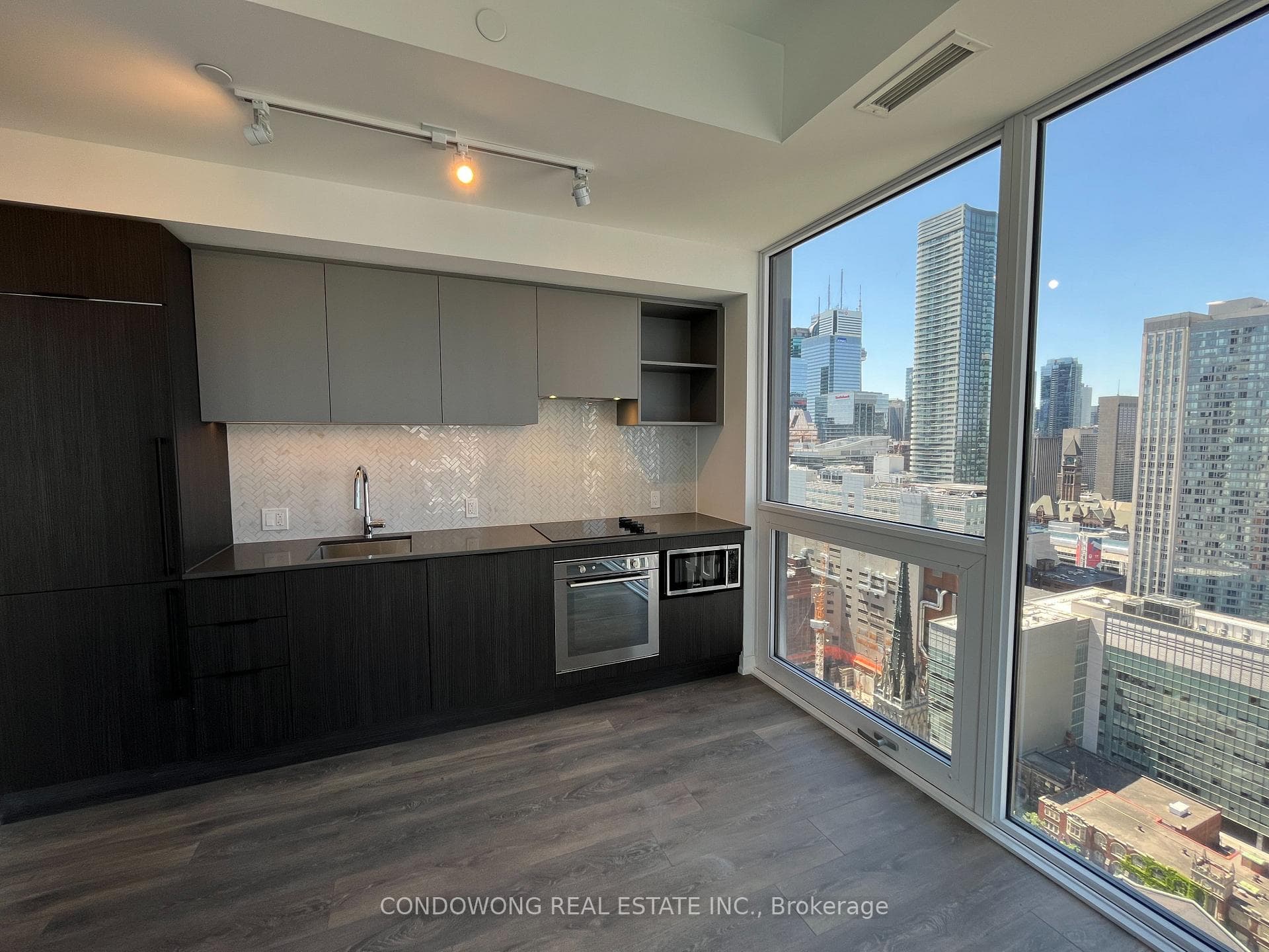 82 Dalhousie Street Unit 3512 photo 3