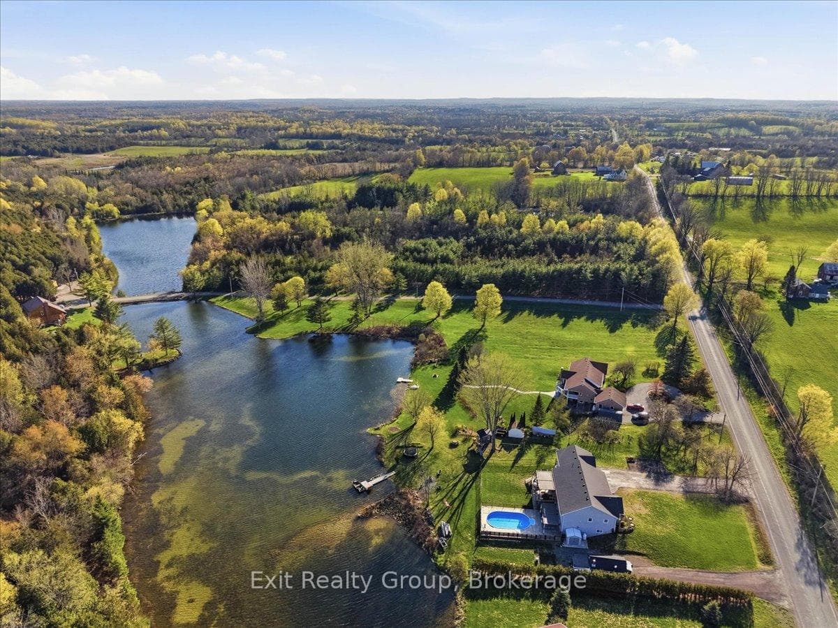 544 Shannon Road photo 44