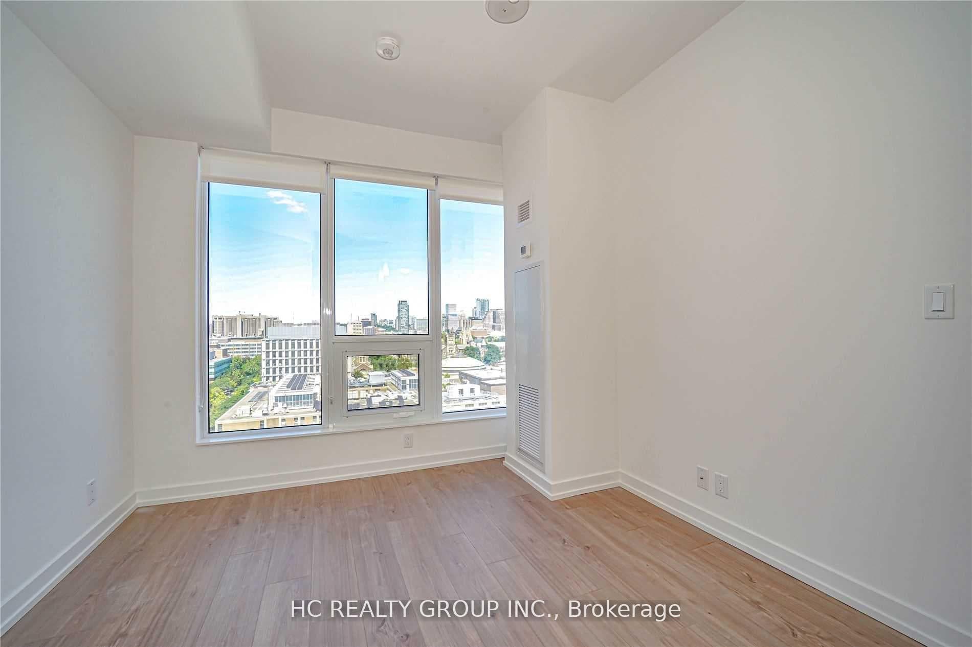 203 College Street Unit 1505 photo 13