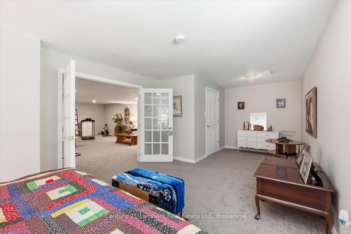 17 Richardson Lane photo 17