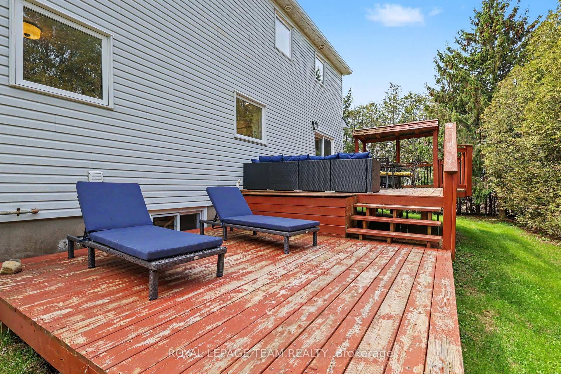 8471 Marionville Road photo 38
