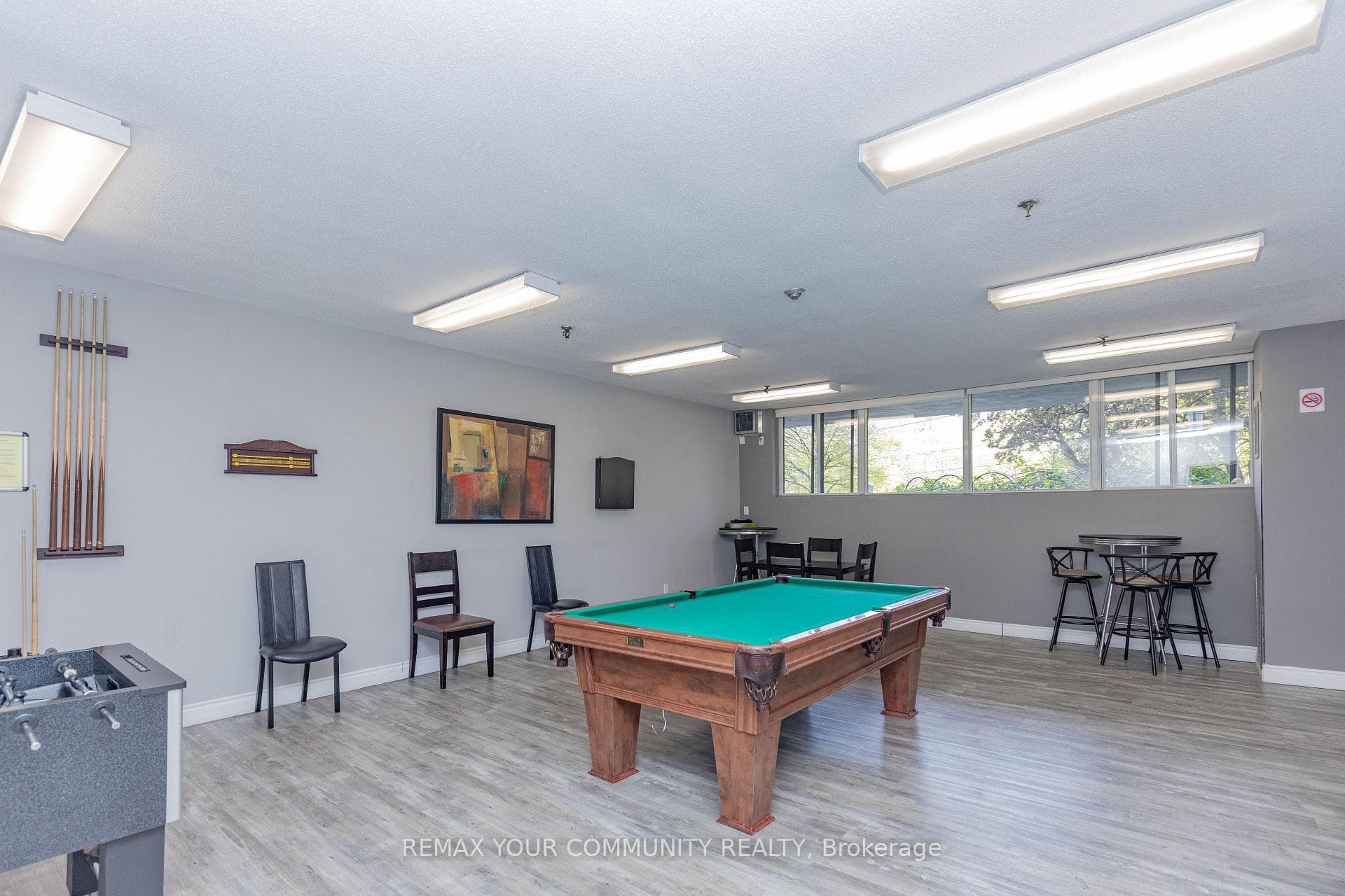 85 Emmett Avenue Unit 708 photo 19
