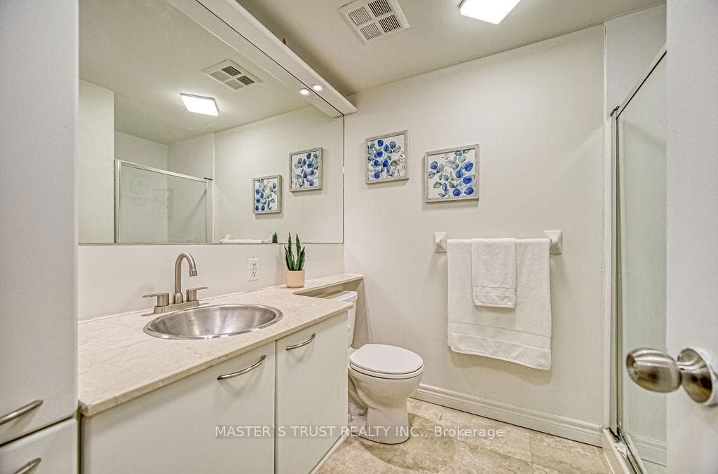 55 Bloor Street Unit 607 photo 23