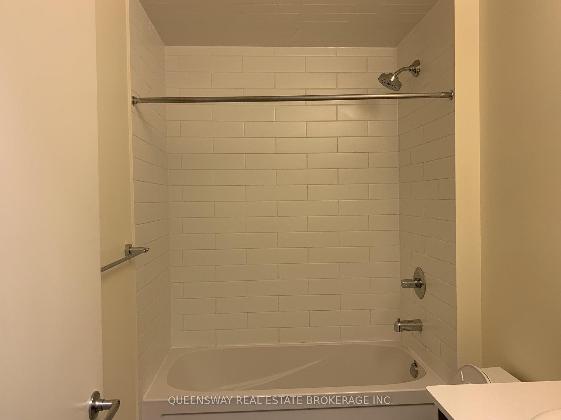360 Square One Drive Unit 2104 photo 11