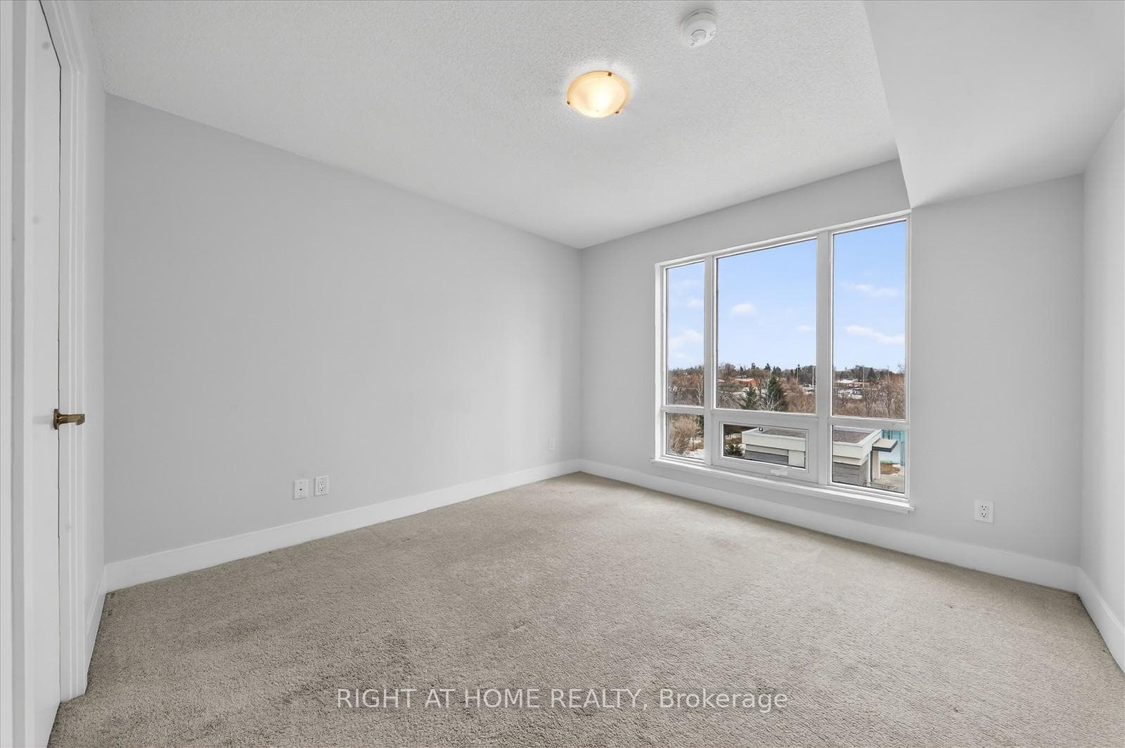 1245 Bayly Street Unit 22 photo 25