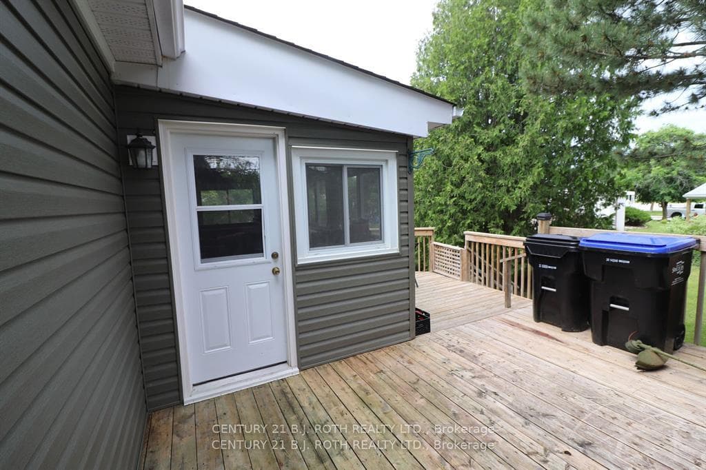 6 Yew Court photo 31