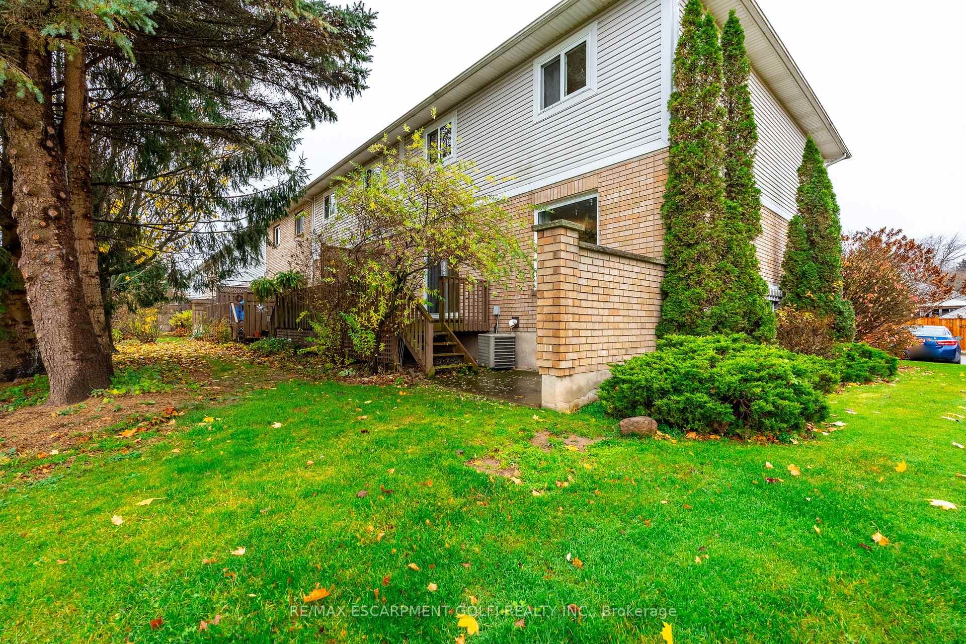 25 Meadowvale Drive Unit 1 photo 38