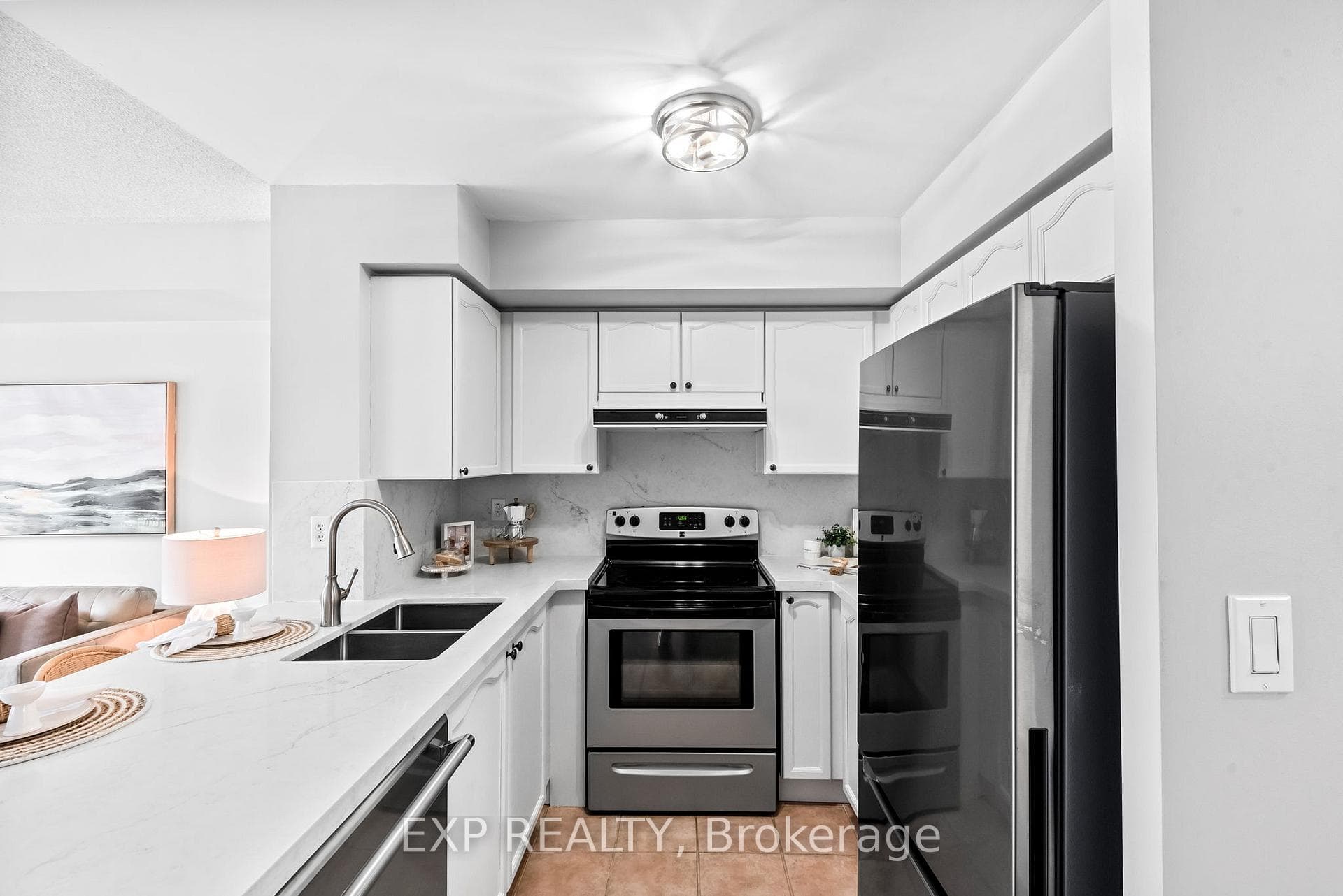 3 Ellesmere Street Unit 509 photo 10