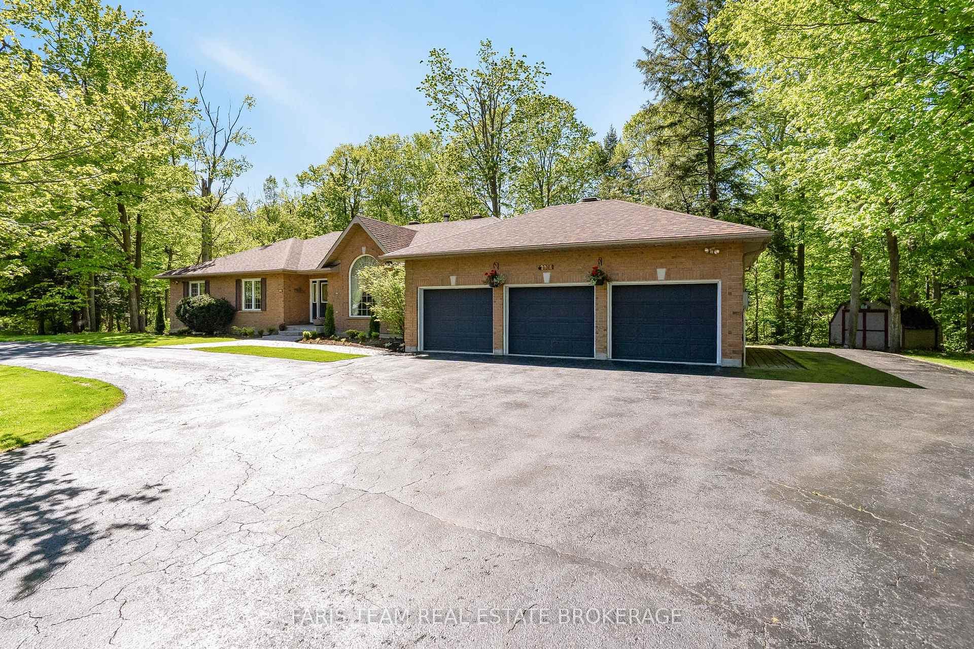 2088 Wilkinson Street photo 4