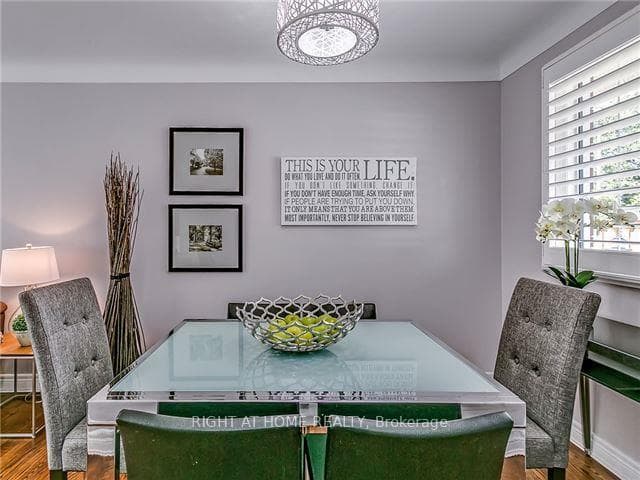 273 Kenwood Avenue photo 8