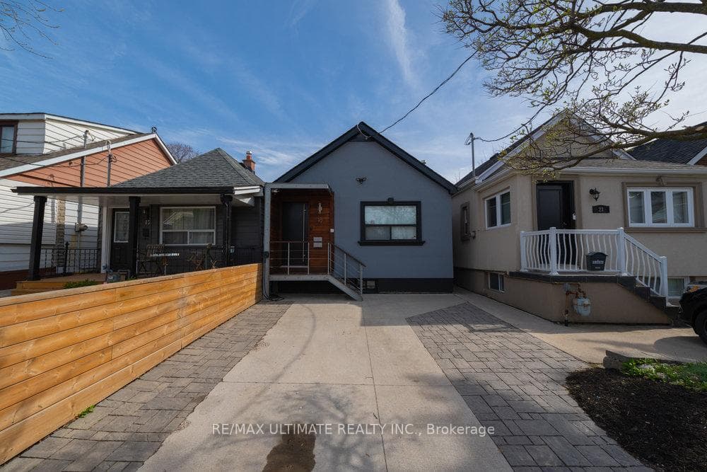 19 Cayuga Avenue photo 2