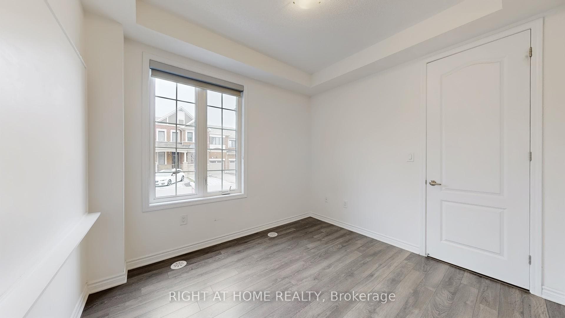 5 Casely Avenue photo 35