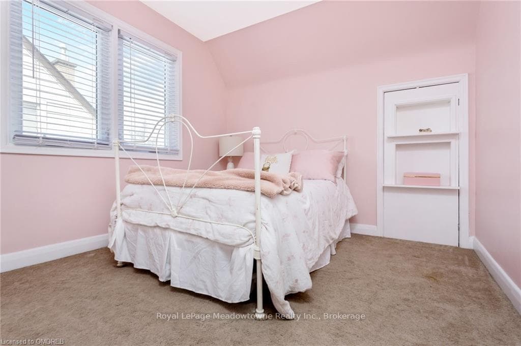 131 BELL Street photo 30