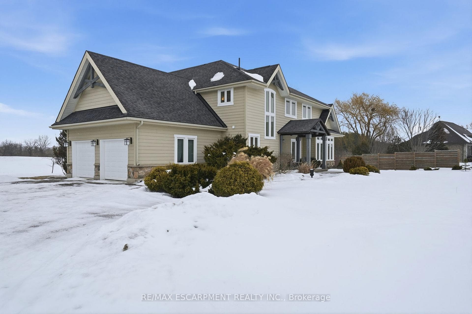 250 Old Onondaga Road photo 37