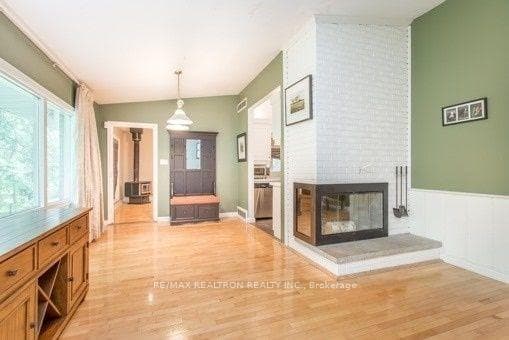 170 Edward Street photo 4