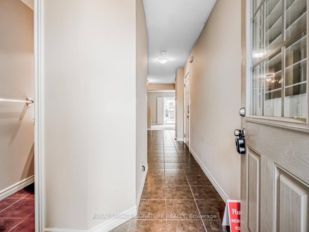 18 Couling Crescent photo 13