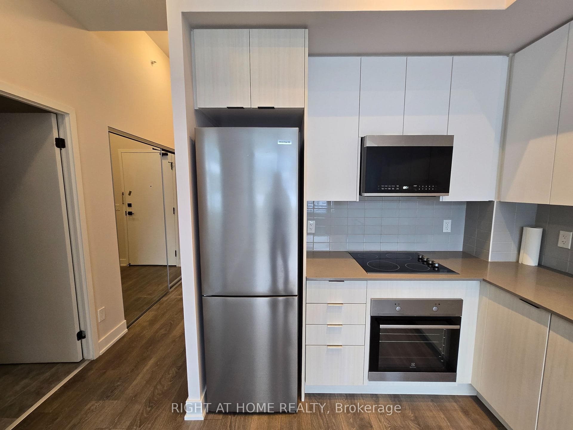 2485 Taunton Road Unit 354 photo 17