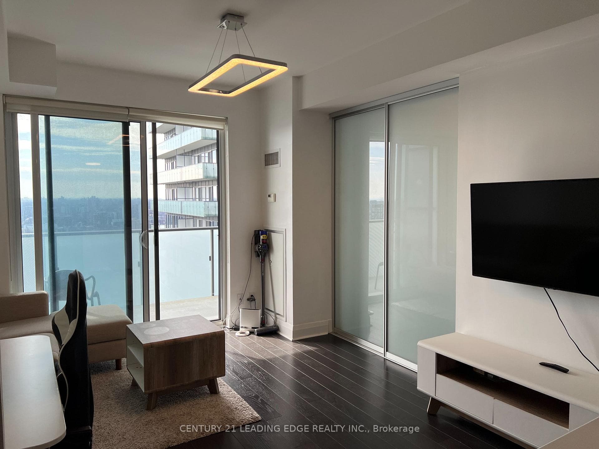 1080 Bay Street Unit 3705 photo 18