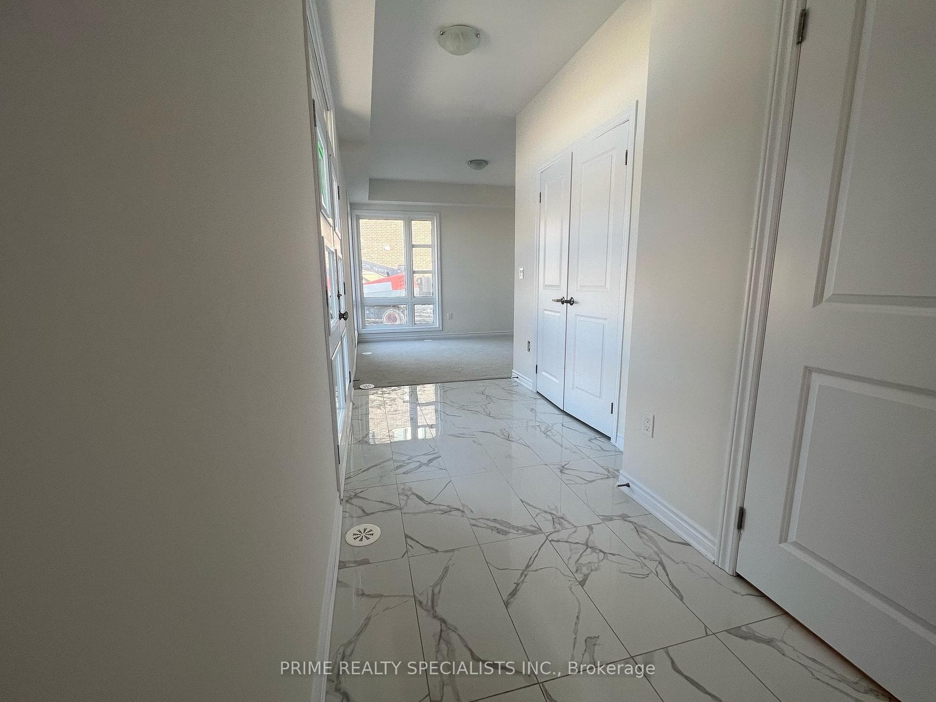 103 Paradox Street photo 36