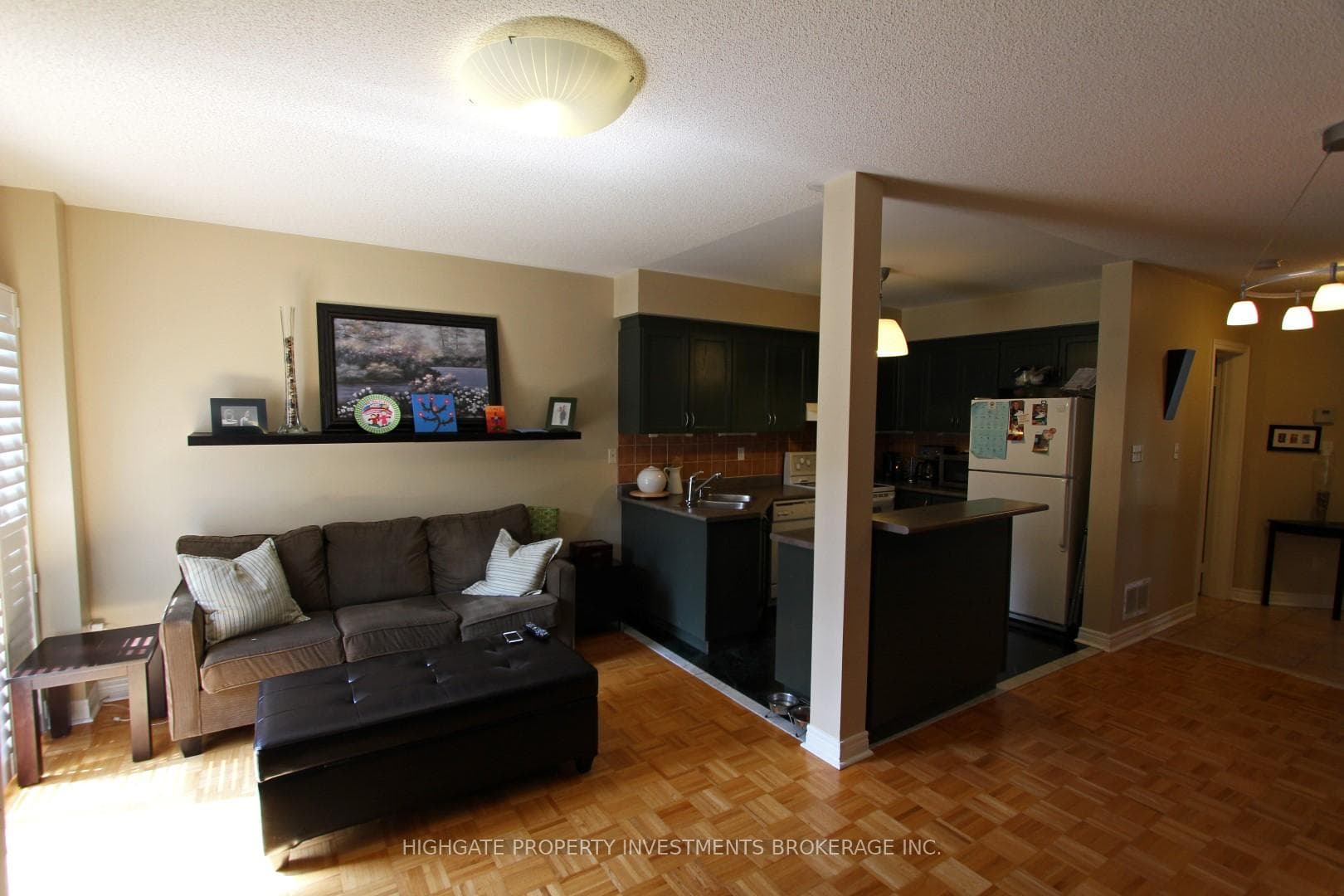 17 Carriage House Road photo 4