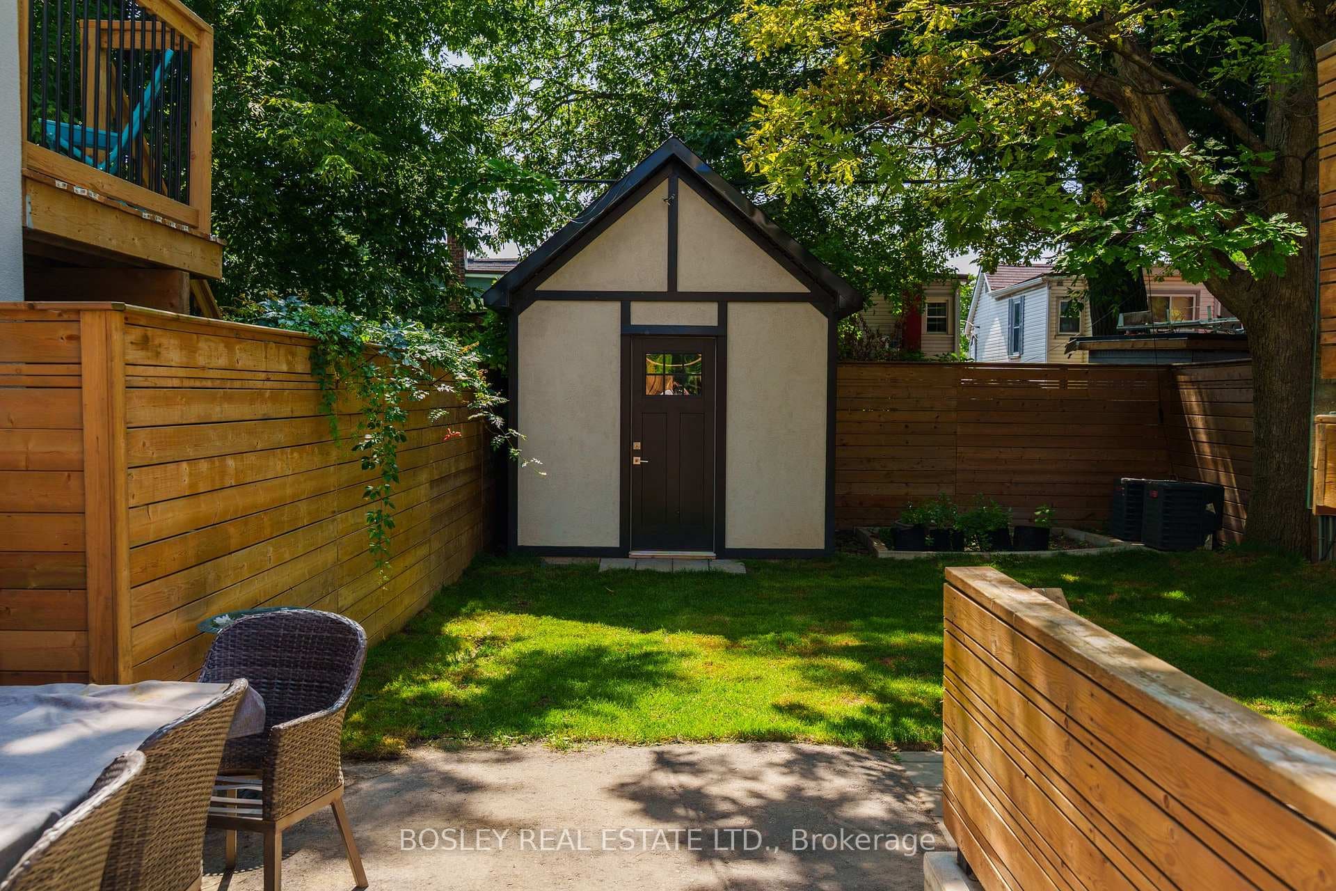 124 Coleridge Avenue photo 38