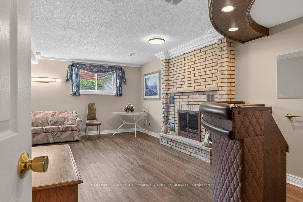 409 Mohawk Road photo 21