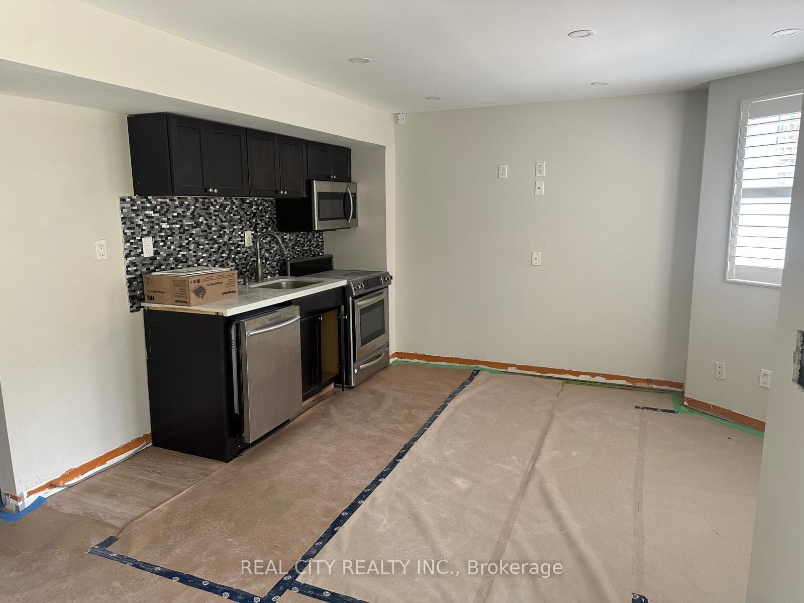 83 Estrella Crescent photo 15
