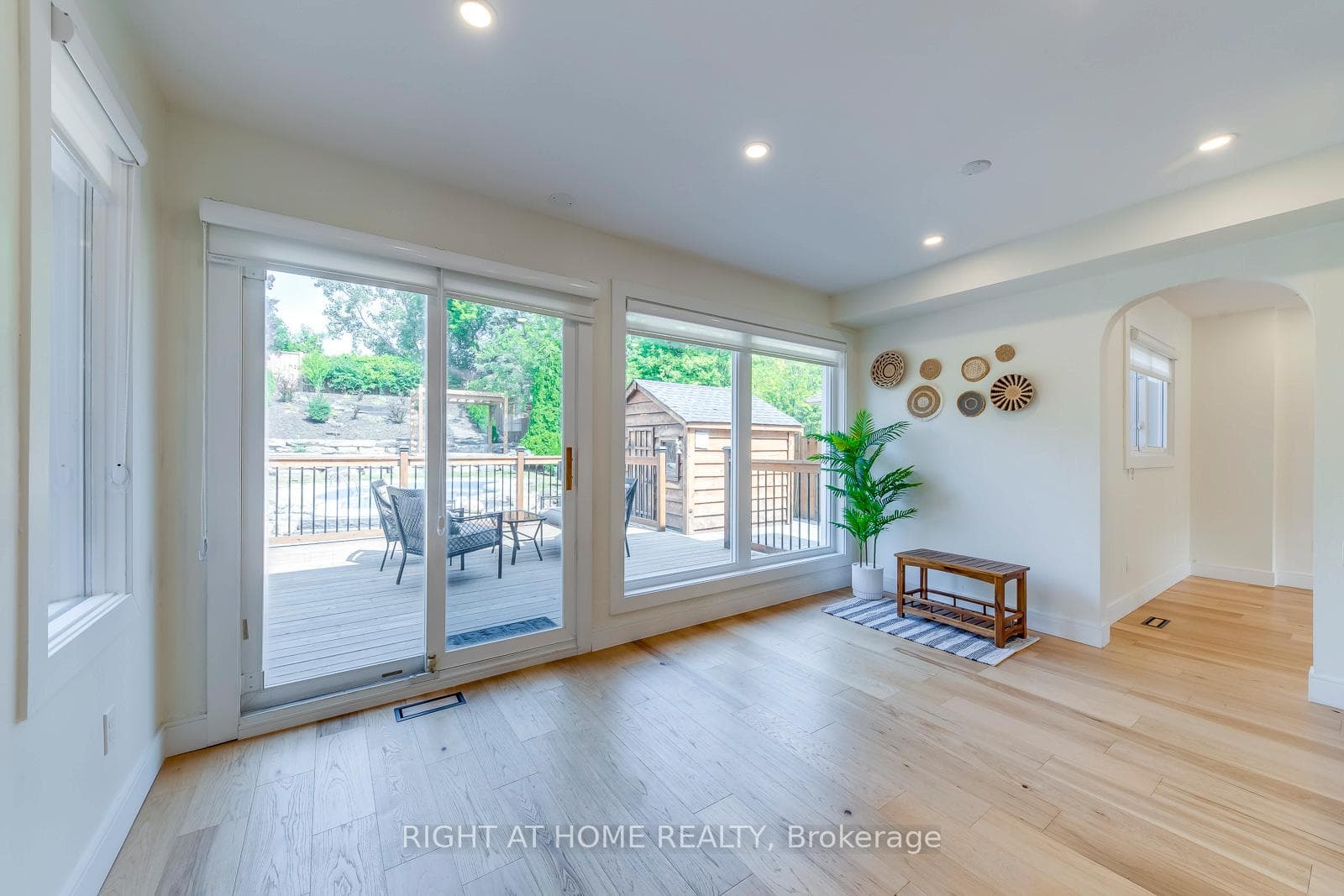 4230 Credit Pointe Drive photo 14