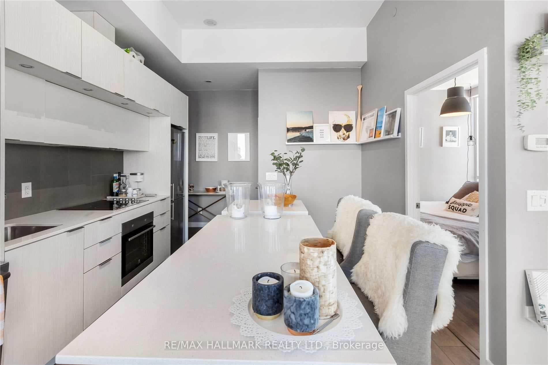 55 Regent Park Boulevard Unit 2912 photo 6