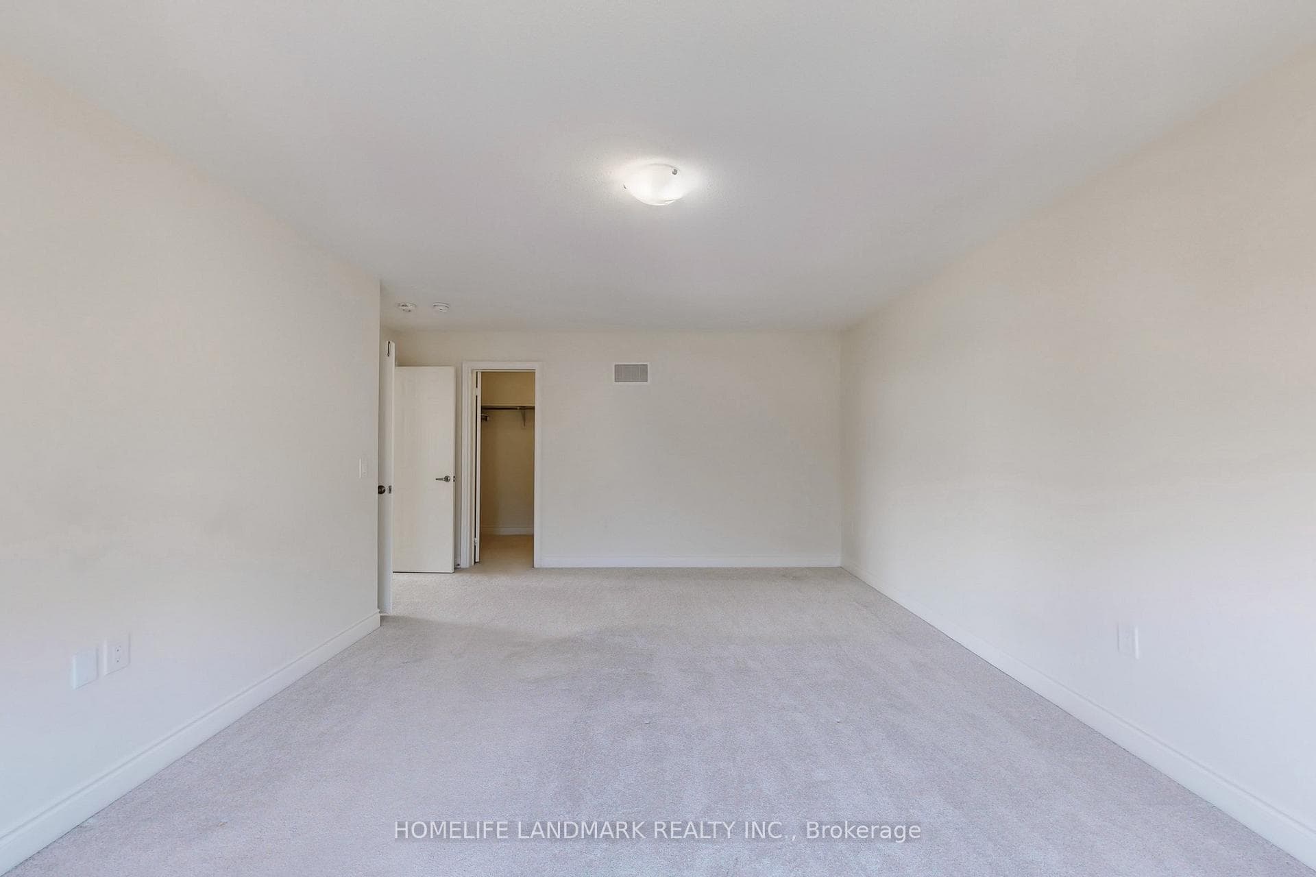 1533 Devine Point photo 38