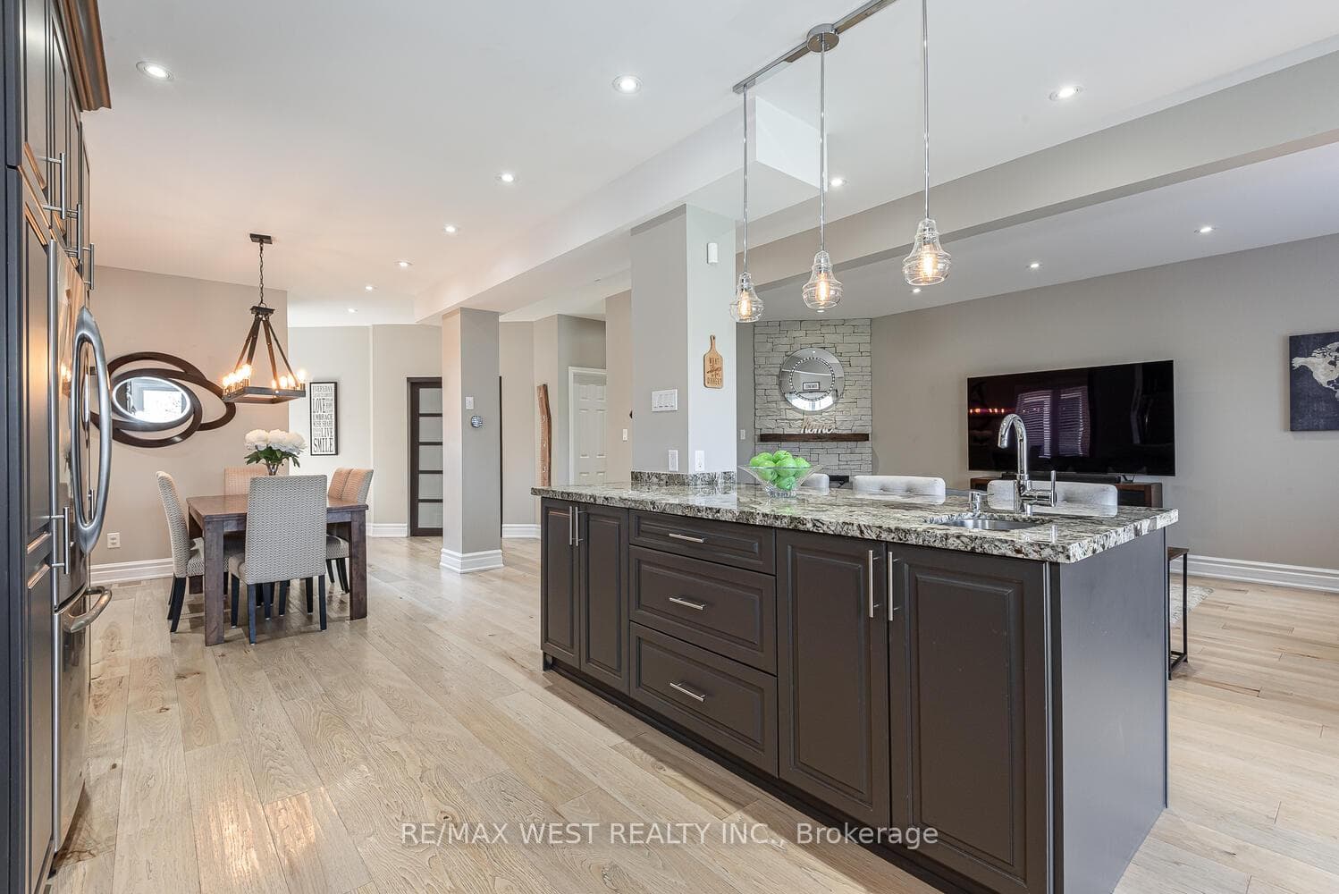 38 Silvermoon Avenue photo 13