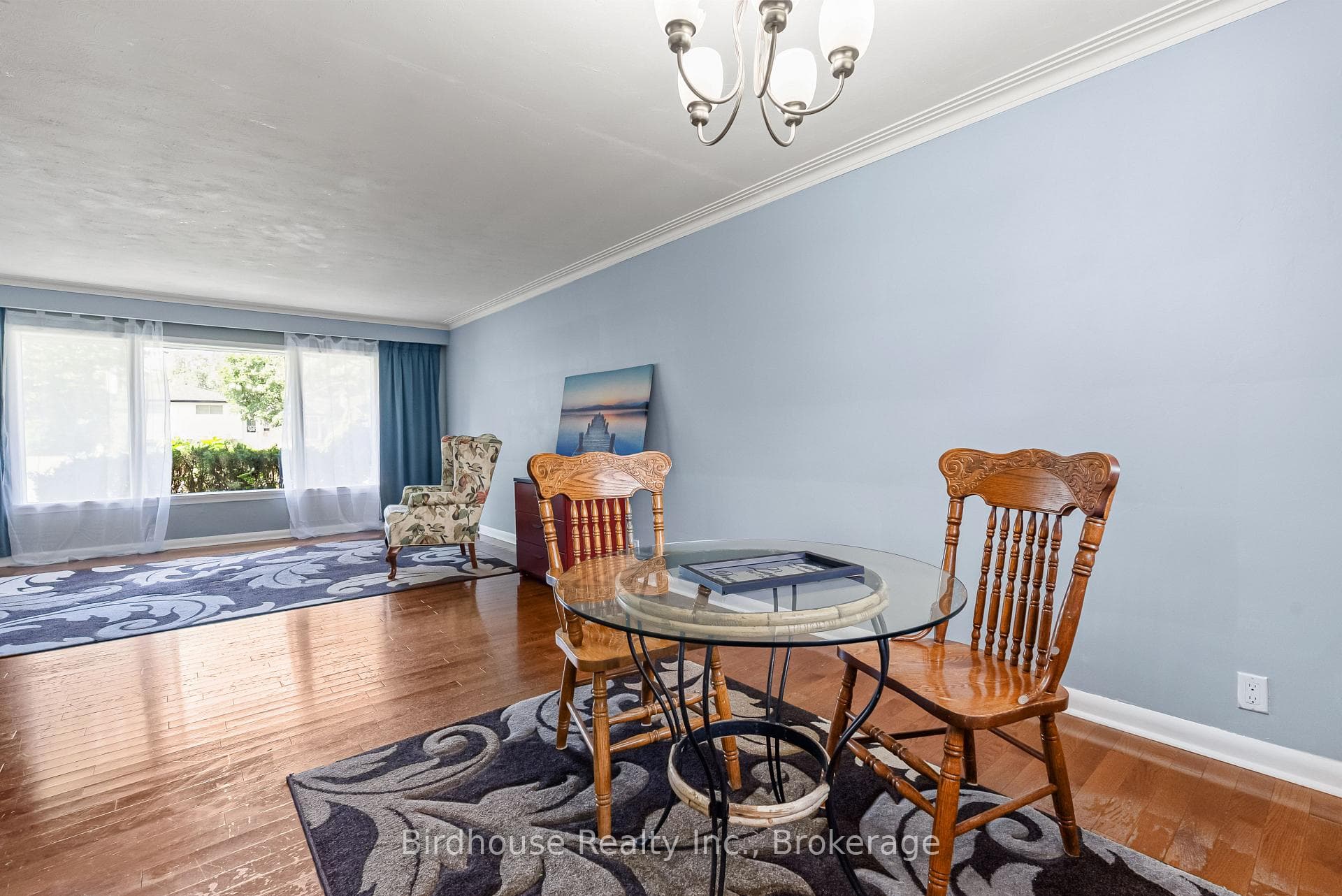 168 Adelaide Street photo 14